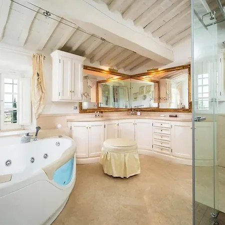 Spacious With Private Pool Vakantiehuis Umag