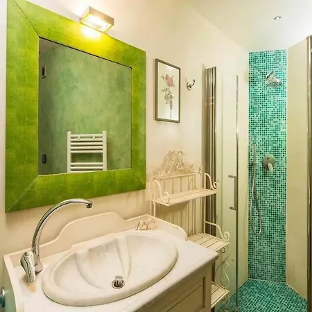 Spacious With Private Pool Vakantiehuis