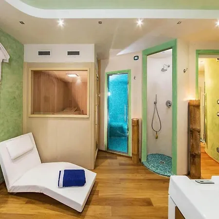 Vakantiehuis Spacious With Private Pool Umag